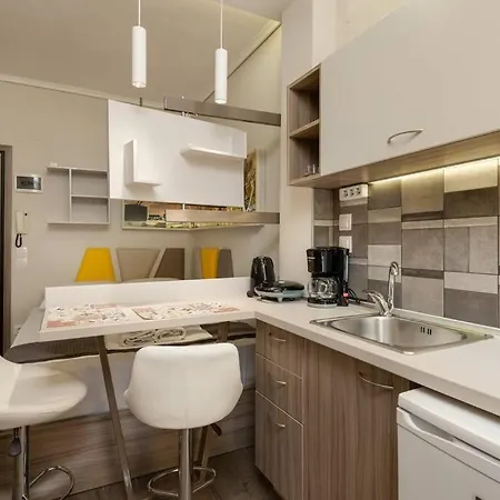 Appartement Brand New Small Studio Near The City Center Thessalonique